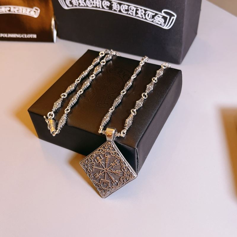 Ch*0me He**ts necklaces